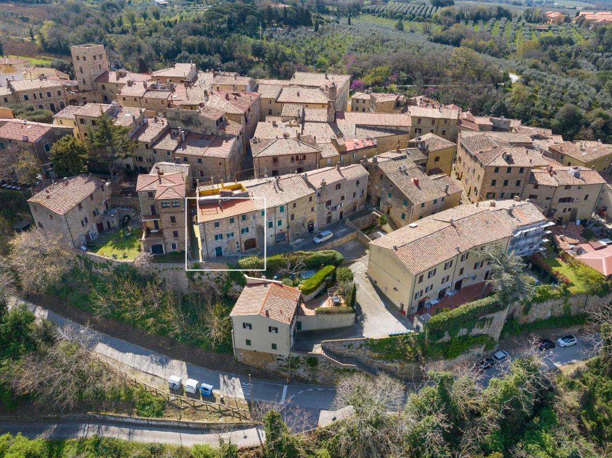 Apartment Casina Nel Borgo Antico Bibbona